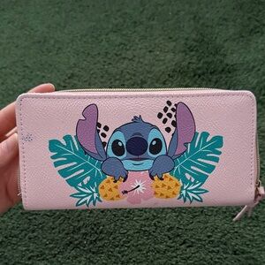 Lilo and stitch disney womens wallet